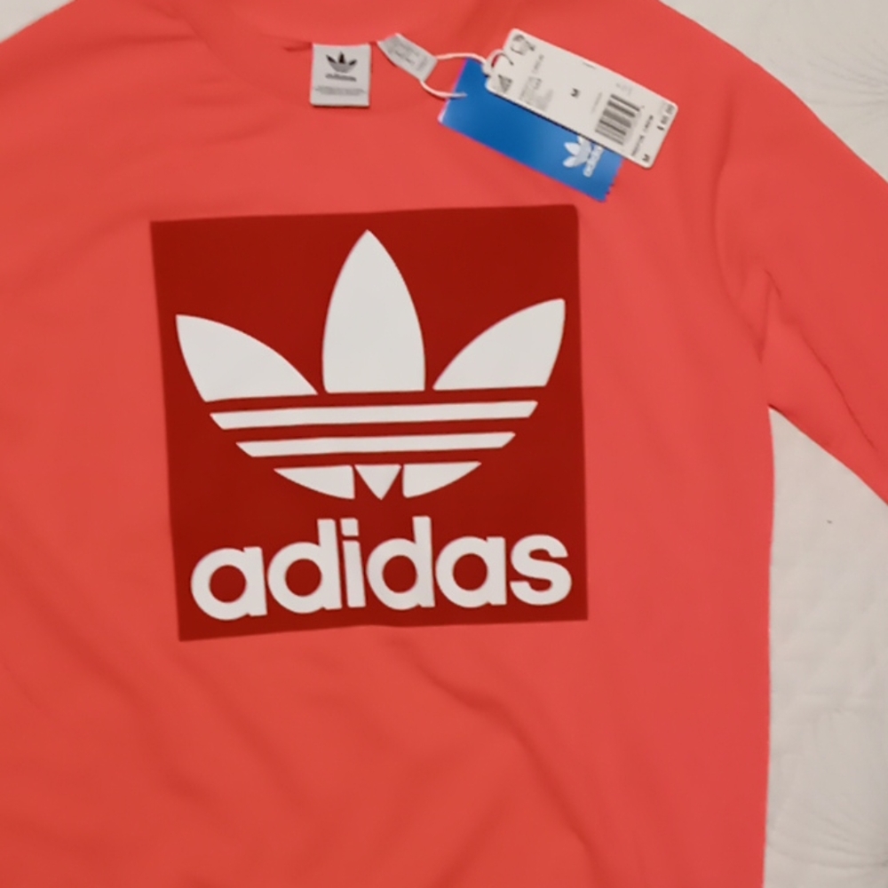 NWT Adidas crew neck lightweight sweatshirt